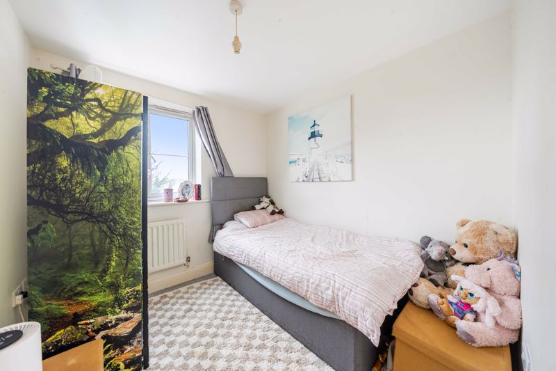 IVY GATE- click for photo gallery